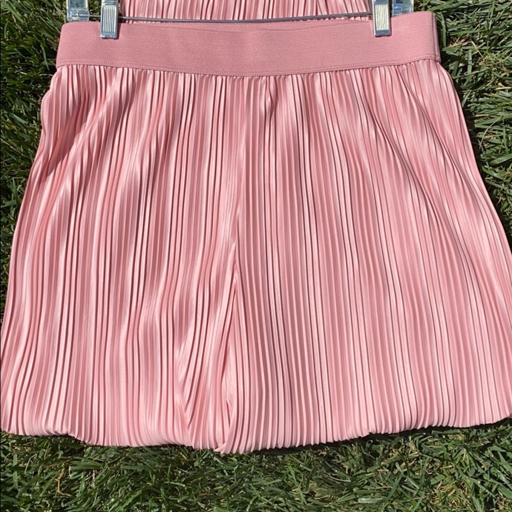 Pleated Pants - Picture 8 of 10